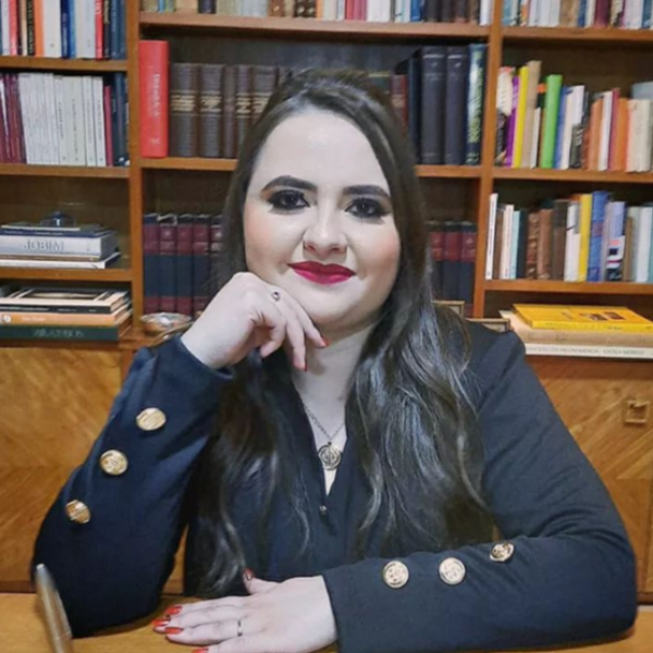 Daphini de Almeida Alves