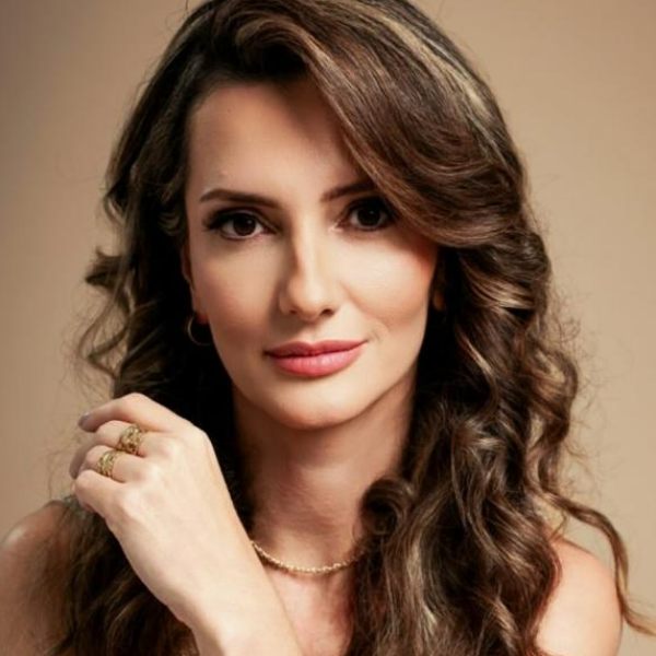 Caroline Coelho